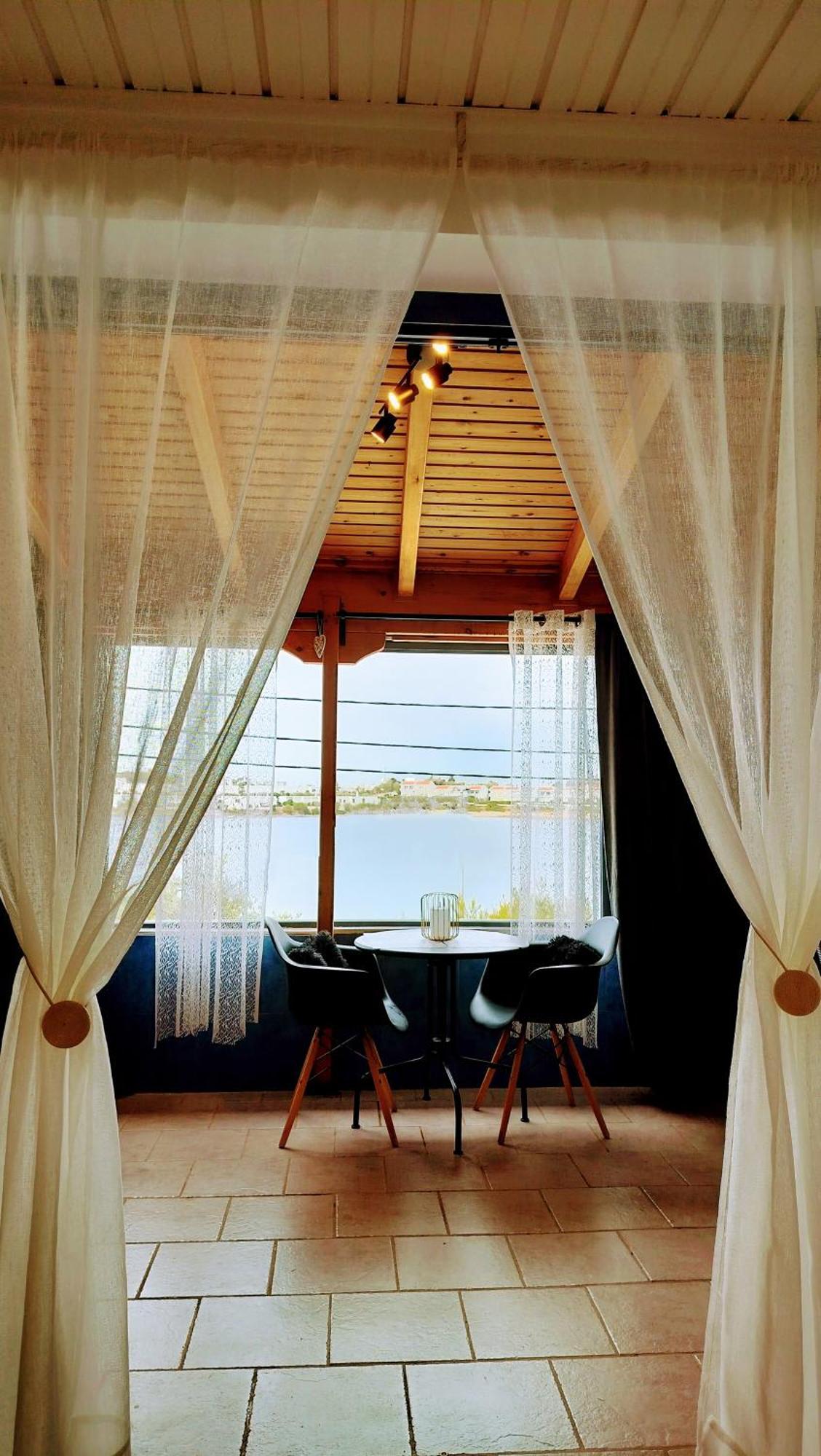 Cap Sounion Seafront Apartments -Adults Only Ngoại thất bức ảnh