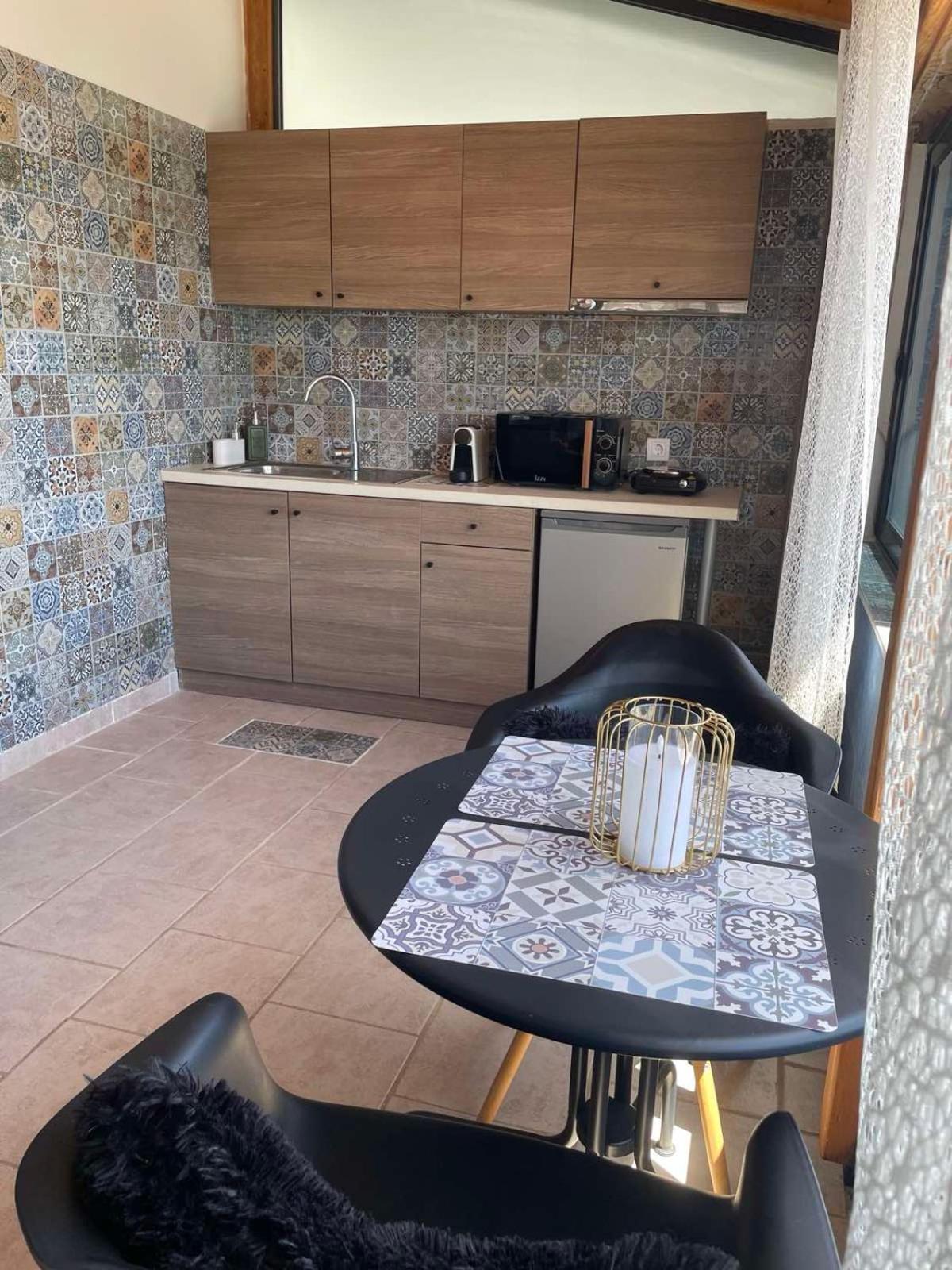 Cap Sounion Seafront Apartments -Adults Only Ngoại thất bức ảnh